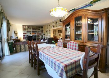 IMG_4324.JPG - Villa Via di Marco Simone  84, Guidonia Montecelio - foto 7