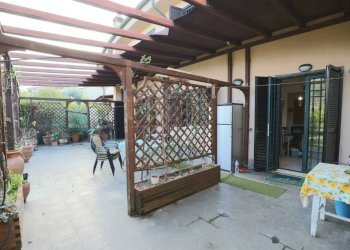 IMG_4330.JPG - Villa Via di Marco Simone  84, Guidonia Montecelio - foto 13