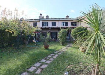 IMG_4333.JPG - Villa Via di Marco Simone  84, Guidonia Montecelio - foto 15