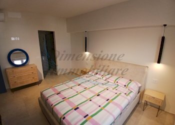 Camera matrimoniale 1.jpg - Quadrilocale Via di Marina, Rosignano Marittimo - foto 8