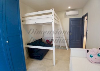 Camera matrimoniale 2 con affaccio sul balcone 2.j - Quadrilocale Via di Marina, Rosignano Marittimo - foto 10