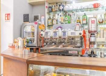 42.jpg - Quadrilocale Via Nemorense 26/28, Roma - foto 2