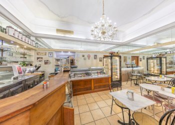 32.jpg - Quadrilocale Via Nemorense 26/28, Roma - foto 12