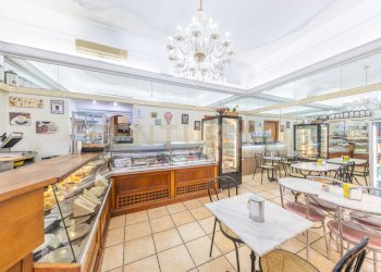 28.jpg - Quadrilocale Via Nemorense 26/28, Roma - foto 15