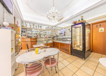 27.jpg - Quadrilocale Via Nemorense 26/28, Roma - foto 16