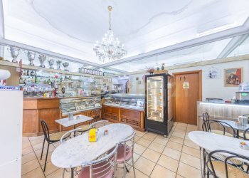 24.jpg - Quadrilocale Via Nemorense 26/28, Roma - foto 19