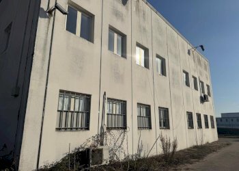 IMG-20251219-WA0053.jpg - Locale Commerciale Via ASI 7 15, Ferentino - foto 16