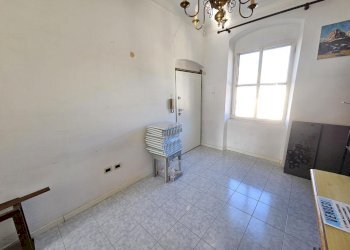 Ingresso (3).jpg - Appartamento Via Giovanni Lanza 3, Genova (zona Rivarolo) - foto 3