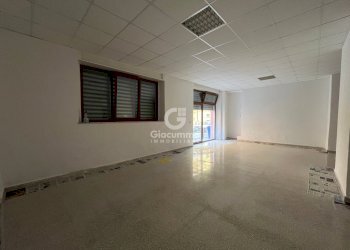 IMG_1680.jpg - Locale Commerciale Via Carlo Armellini 6, Potenza - foto 5