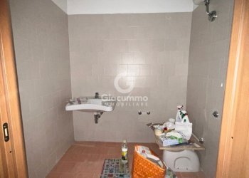 IMG_1685.jpg - Locale Commerciale Via Carlo Armellini 6, Potenza - foto 11