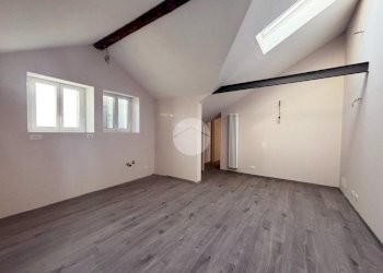 Attic Via Virginio, Pinerolo - photo 4