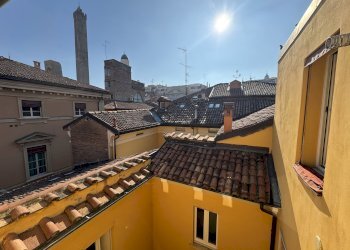 Apartment Bologna (neighborhood Centro Storico) - photo 1