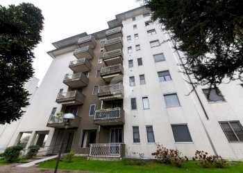 Trilocale Via Massimo D'Azeglio, Rozzano - foto 2