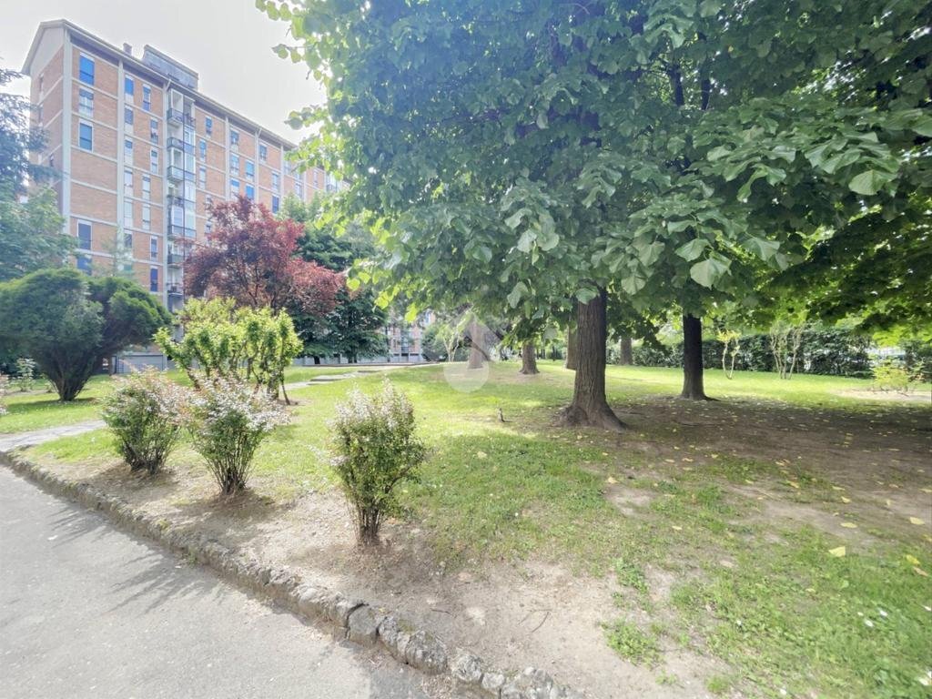 Box Via Luigi Chiarelli, Milano (neighborhood Gallaratese) - photo 2