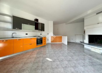 Four-room apartment Via G. Pascoli, Santarcangelo di Romagna - photo 1