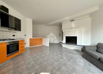 Four-room apartment Via G. Pascoli, Santarcangelo di Romagna - photo 8