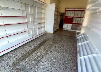 Negozio via Lodovico il Moro 159, Milano (zona Ronchetto Sul Naviglio) - foto 5