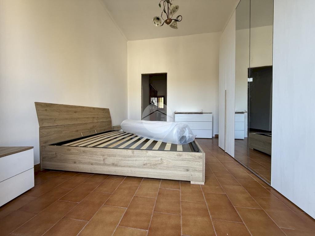 Four-room apartment Corso Vigevano, Torino (neighborhood Barriera Milano) - photo 2