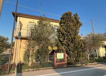 Casa indipendente Via Romea Sud, Ravenna (zona Fosso Ghiaia) - foto 1