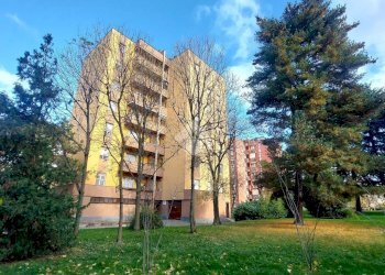 Four-room apartment via Fratelli Rosselli, Settimo Milanese - photo 1