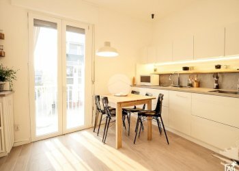 Three-room apartment Via Fratelli Sanchioli, Magenta - photo 12