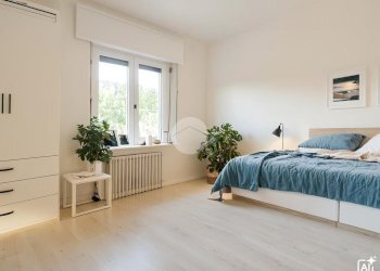 Three-room apartment Via Fratelli Sanchioli, Magenta - photo 28
