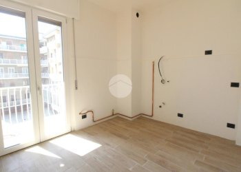 Three-room apartment Via Fratelli Sanchioli, Magenta - photo 11