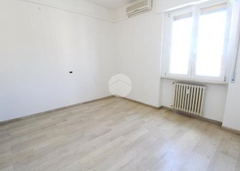 Three-room apartment Via Fratelli Sanchioli, Magenta - photo 27