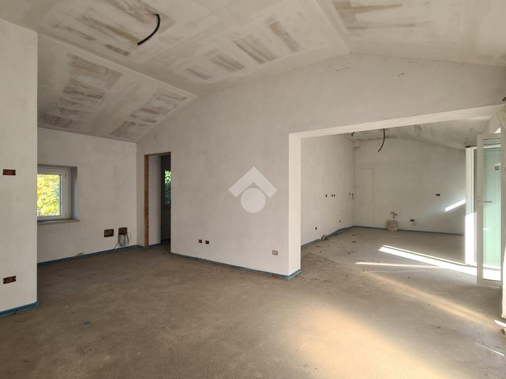 Two-room apartment Piazza Carlo Alberto, Bra - photo 1