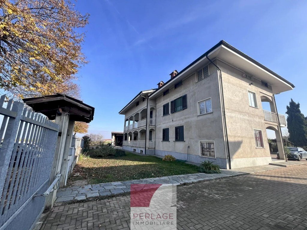 Apartment Cavallermaggiore - photo 1