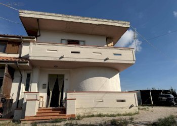 Foto 1 - Casa indipendente Contrada Rufiano
 
14, Castignano - foto 1