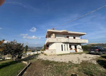 Foto 6 - Casa indipendente Contrada Rufiano
 
14, Castignano - foto 6