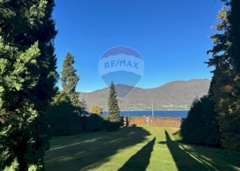 Vista delle montagne - Bilocale Via Roma
 
7, Porto Valtravaglia - foto 10