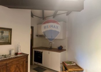 Cucina - Bilocale Via Roma
 
7, Porto Valtravaglia - foto 15