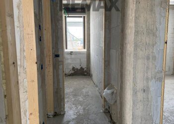 Hall / corridoio - Trilocale Via Ospedale Di Venere
 
83, Bari - foto 12