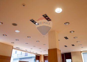 Dettagli - Locale Commerciale Via Capitano Sauro
 
2, Noicàttaro - foto 9