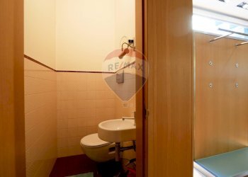 Bagno - Locale Commerciale Via Capitano Sauro
 
2, Noicàttaro - foto 19