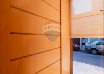 Camera / camera da letto - Locale Commerciale Via Capitano Sauro
 
2, Noicàttaro - foto 22