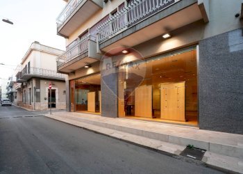 Edificio all\'aperto - Locale Commerciale Via Capitano Sauro
 
2, Noicàttaro - foto 24