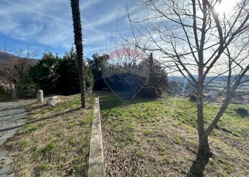 Giardino - Villa gorizia
 
18, Gemonio - foto 7