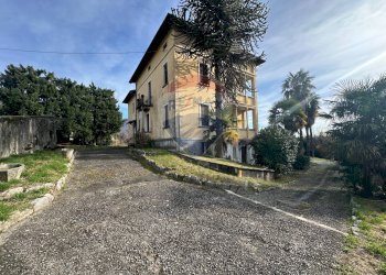 Casa all\'aperto - Villa gorizia
 
18, Gemonio - foto 23