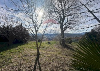 Vista delle montagne - Villa gorizia
 
18, Gemonio - foto 33