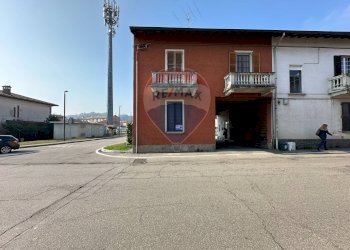 Edificio all\'aperto - Bilocale via cavour
 
44, Arcisate - foto 13