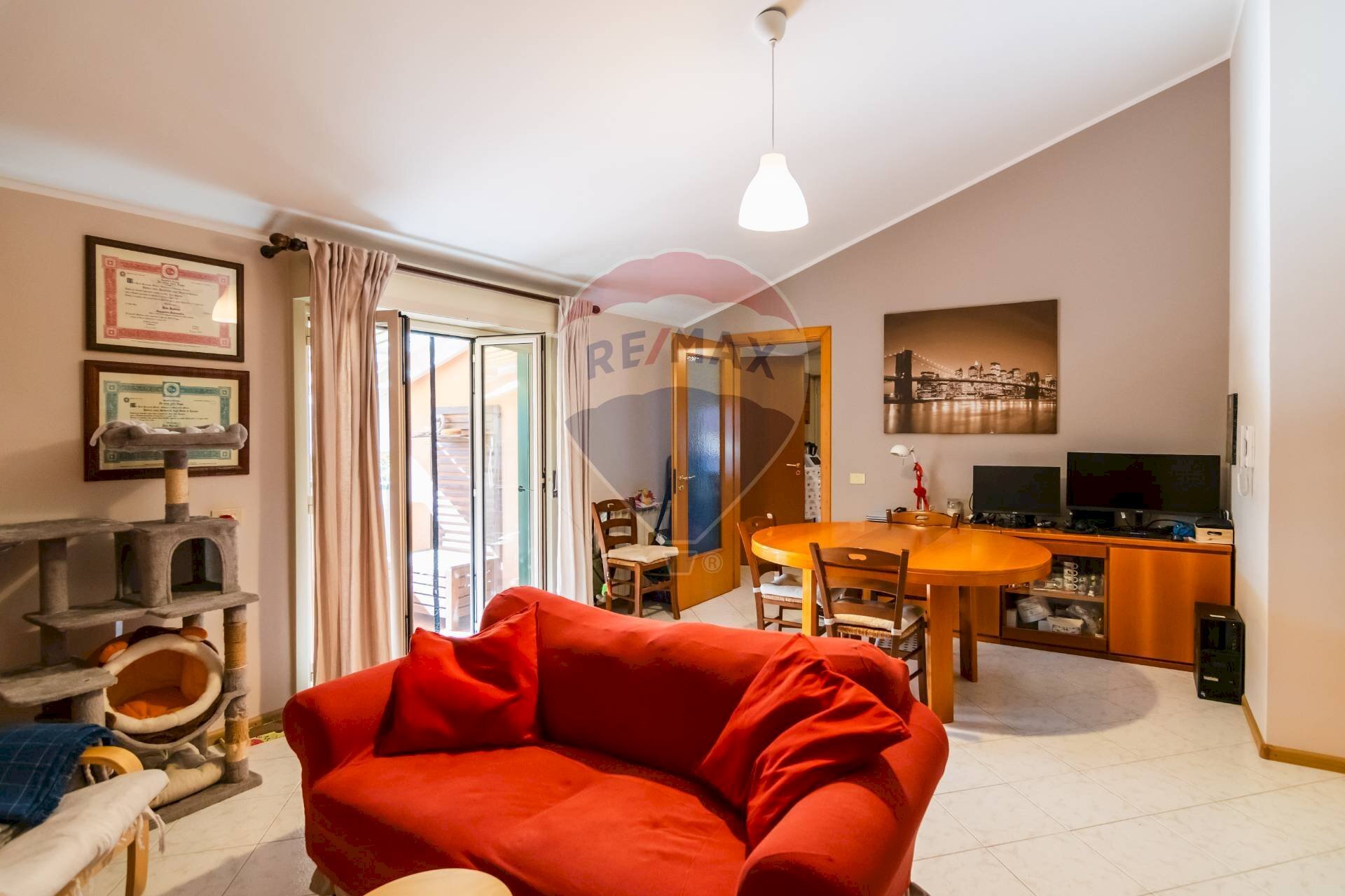 Sala da pranzo - Bilocale Via duca degli abruzzi
 
46, San Giovanni la Punta - foto 1