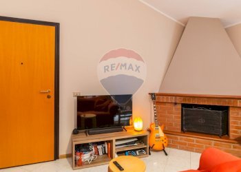 Soggiorno - Bilocale Via duca degli abruzzi
 
46, San Giovanni la Punta - foto 4