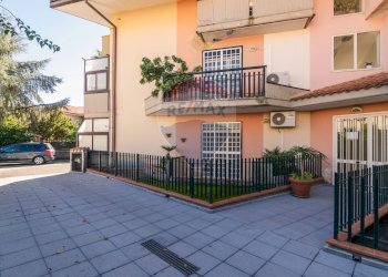 Casa all\'aperto - Bilocale Via duca degli abruzzi
 
46, San Giovanni la Punta - foto 25