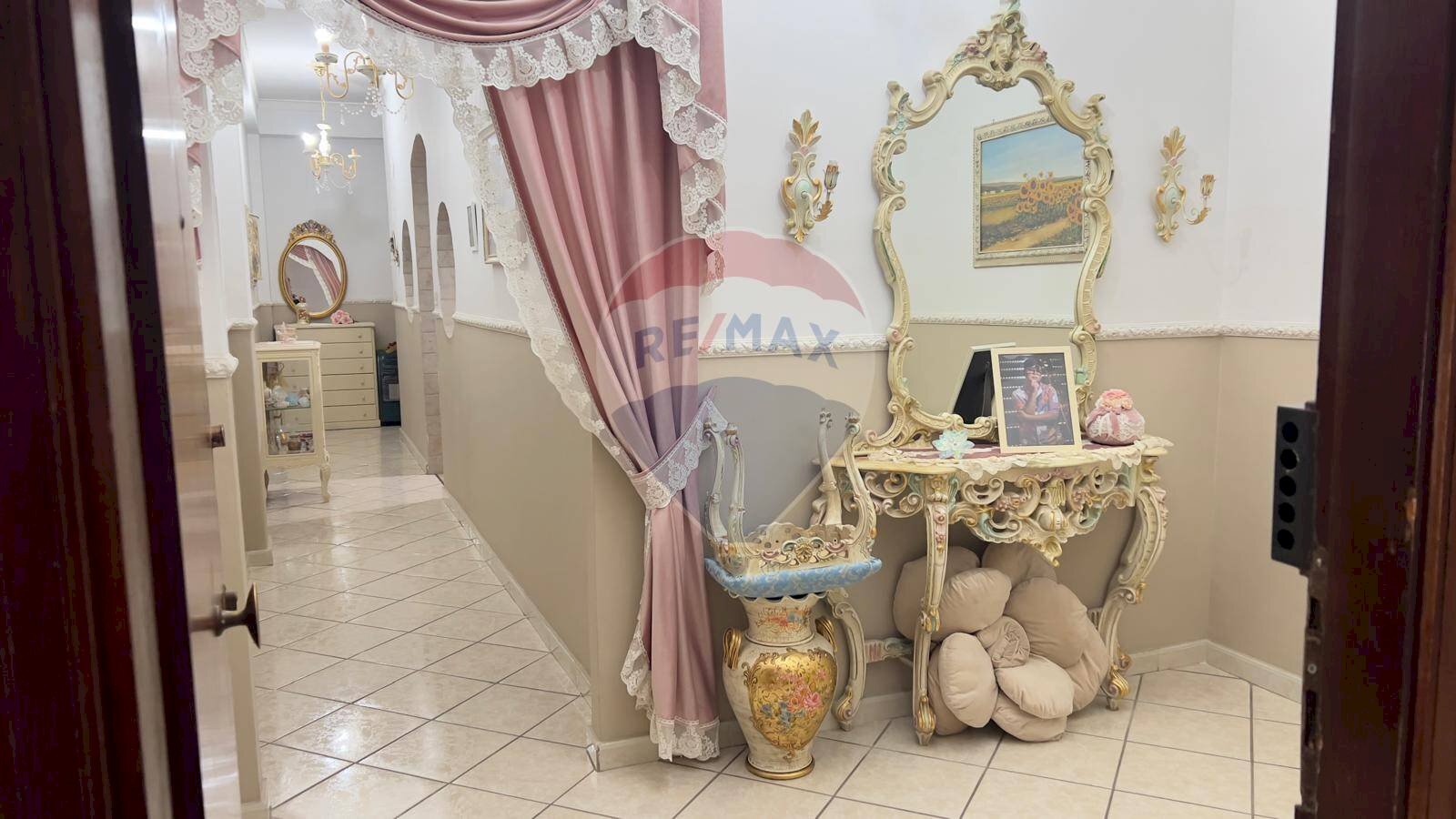 Hall / corridoio - Trilocale Via Alcantara
38, Catania - foto 3