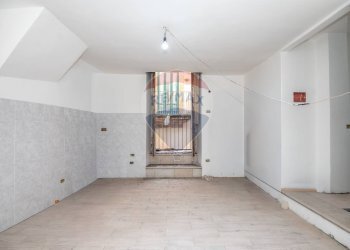 Stanza vuota - Quadrilocale via romano
 
11-13, Caltagirone - foto 5