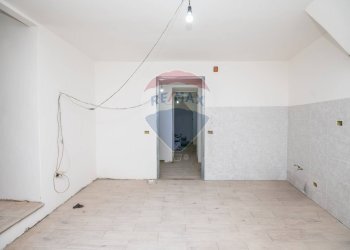 Stanza vuota - Quadrilocale via romano
 
11-13, Caltagirone - foto 6