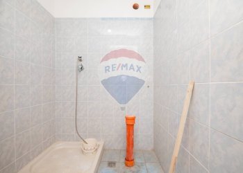 Bagno - Quadrilocale via romano
 
11-13, Caltagirone - foto 9